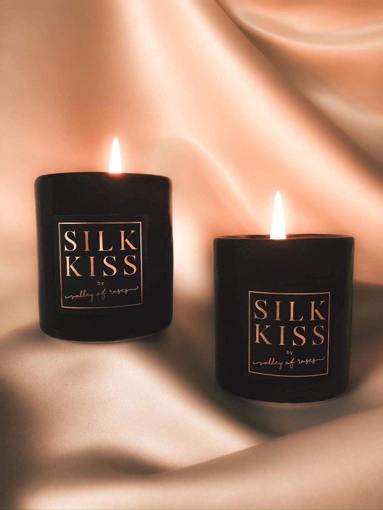 Valley of Roses 70 g Silk Kiss Soothing Candle | Amber and Saffron